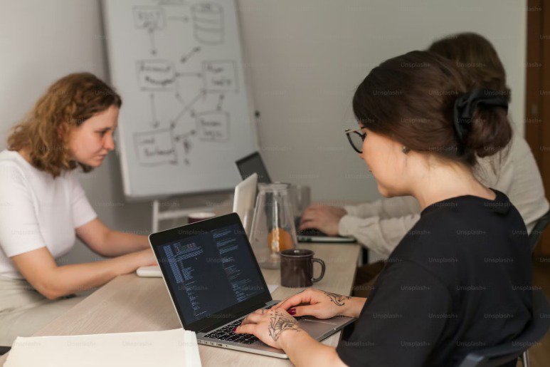 Como escolher uma plataforma de e-procurement para sua empresa cover